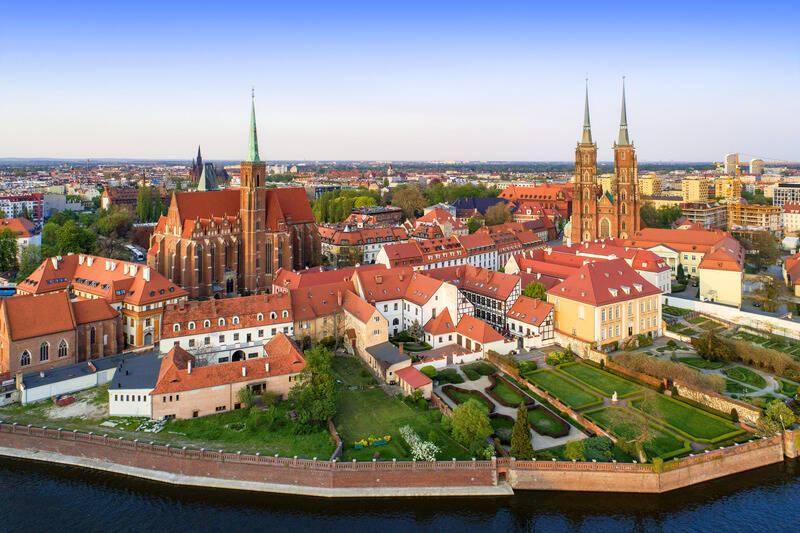 Wroclaw tours - visit the city.